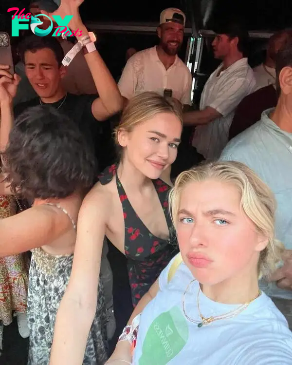 Gabriella Brooks and Anaïs Gallagher