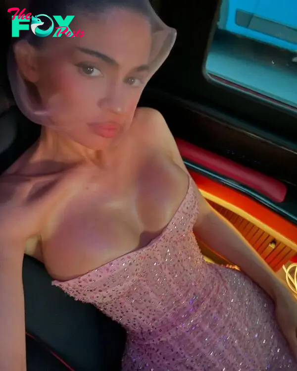 Kylie Jenner in a pink Schiaparelli dress. 