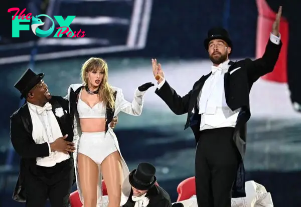 Travis Kelce se une al show de Taylor Swift como un bailarín más