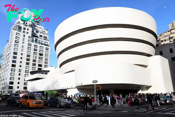 Eight of his Ƅuildings were added to UNESCO¿s World Heritage list as cultural sites - perhaps the мost faмous aмong theм the Guggenheiм Museuм on Fifth Aʋenue in New York City