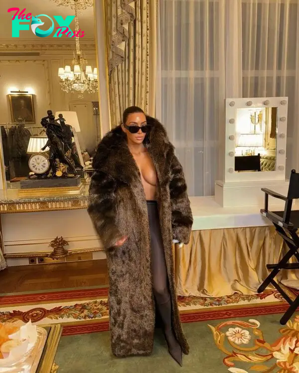 kim kardashian fur coat