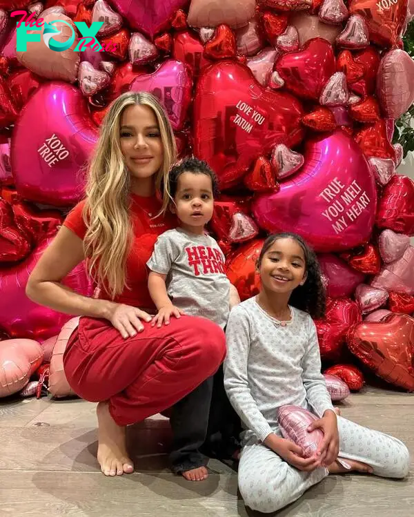 Khloé Kardashian and kids