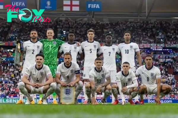 GELSENKIRCHEN, GERMANY - Sunday, June 16, 2024: England players line-up for a team group photograph before the UEFA Euro 2024 Group C match between Serbia and England at the Arena AufSchalke. (Photo by David Rawcliffe/Propaganda)