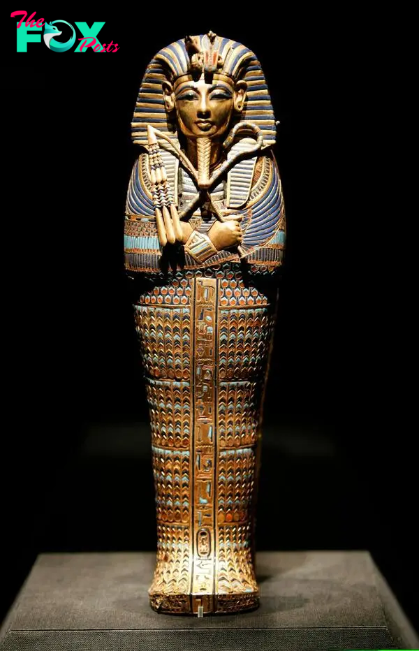  Scott believes his "discovery" proves the Ancient Egyptians came from Mars. Pictured is the sarcophagus of King Tutankhamen