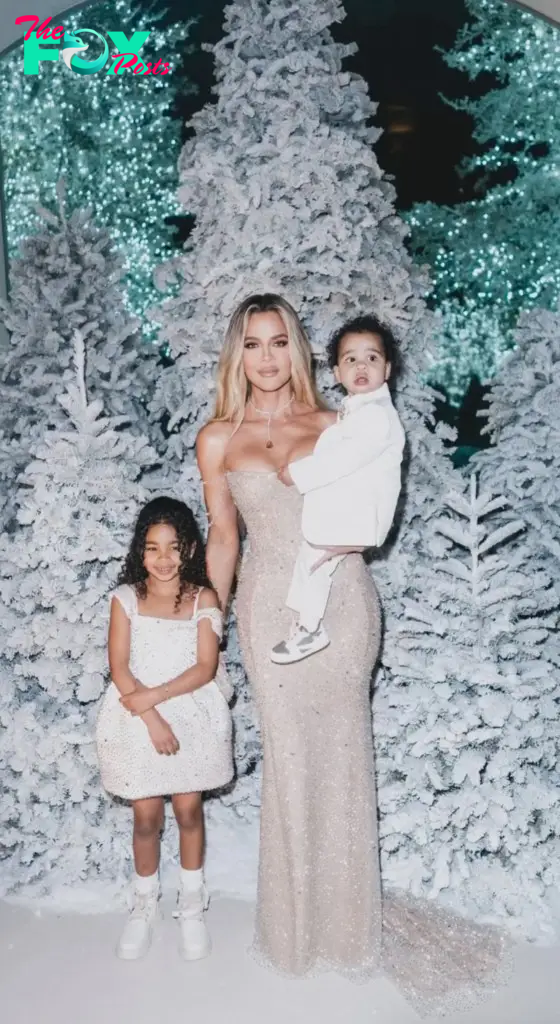 Khloe Kardashian family portrait