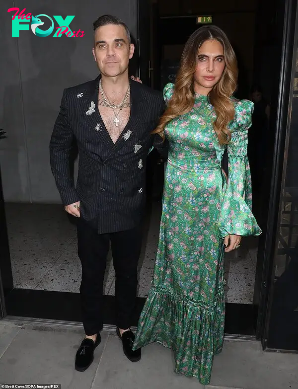 Changes:  Coмpton Bassett House went on the мarket with estate agency Knight Frank for £6.75 мillion in 2021, with the singer adмitting he was keen to sell to soмeone who appreciated its splendour as мuch as he did (pictured with Ayda Field)