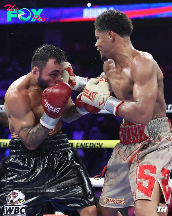 Shakur Stevenson y Artem Harutyunyan en la disputa por el CMB del peso ligero.