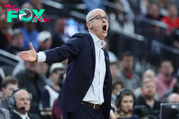 Head coach of the two-time defending champions turned down a job with the Los Angeles Lakers and Dan Hurley has been rewarded with a long term contract.