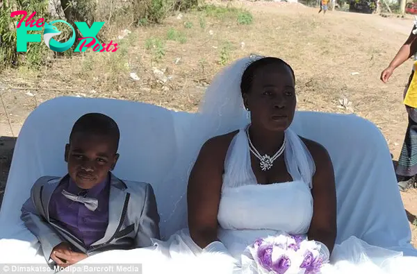 Boy Saneie Masilela and bride Helen Shabangu. Photo: Barcroft Media