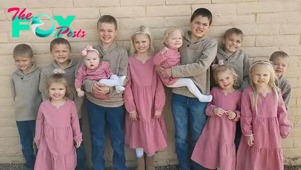 "Little House In The High Desert": This Couple Had 12 Kids In 12 Years