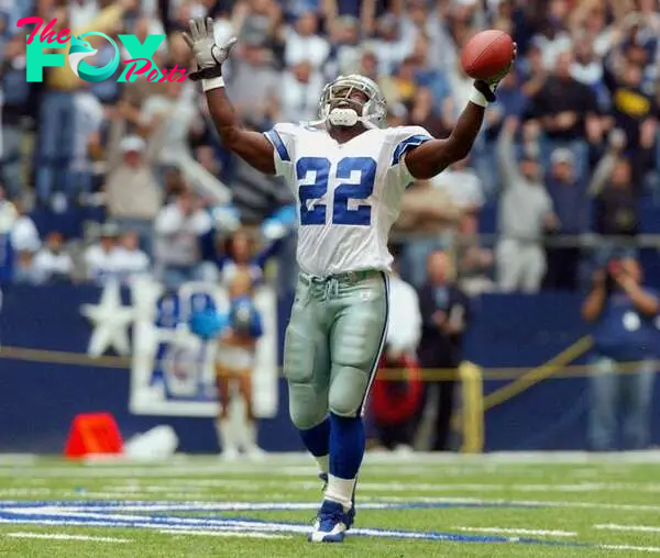 The NFL’s all-time rushing leader happened to be a Dallas Cowboy, and one of the best at that. Let’s take a look at the top RBs in Cowboys’ history.