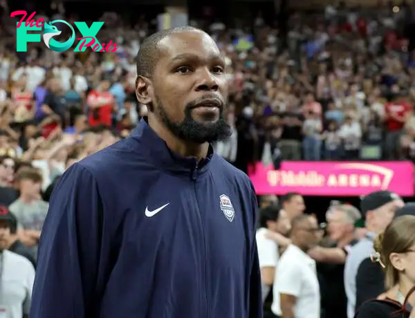 Kevin Durant returns to Team USA practice