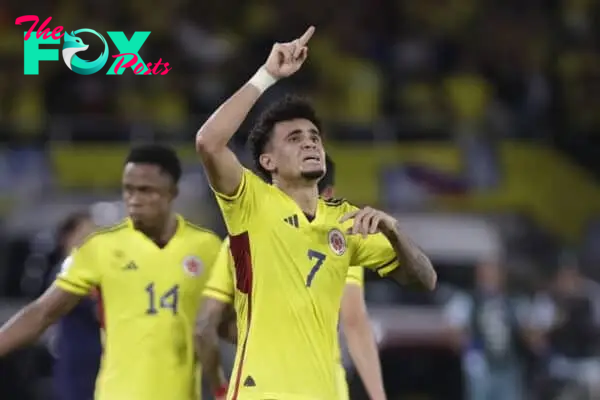 Colombia's Luis Diaz celebrates scoring his side's second goal against Brazil during a qualifying soccer match for the FIFA World Cup 2026 at Roberto Melendez stadium in Barranquilla, Colombia, Thursday, Nov. 16, 2023. (AP Photo/Ivan Valencia)