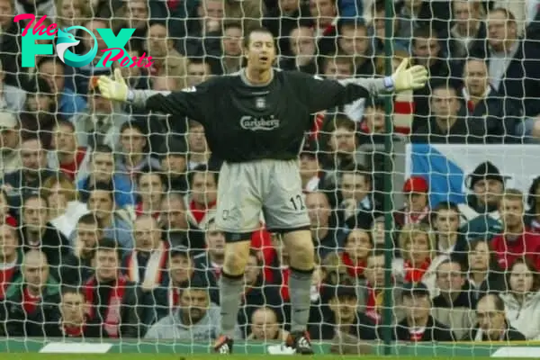 LIVERPOOL, ENGLAND - Saturday, January 10, 2004: Liverpool's new goalkeeper Paul Jones makes his debut against Aston Villa during the Premiership match at Anfield. (Photo by David Rawcliffe/Propaganda)