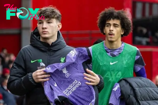 NOTTINGHAM, ENGLAND - Saturday, March 2, 2024: Liverpool's substitutes Lewis Koumas and Jayden Danns before the FA Premier League match between Nottingham Forest FC and Liverpool FC at the City Ground. Liverpool won 1-0. (Photo by David Rawcliffe/Propaganda)