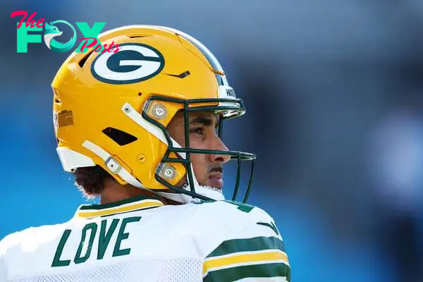 There was a glaring absence at the Packers’ training camp on Monday, with the team’s quarterback declining to participate. It’s a delicate time in Wisconsin.