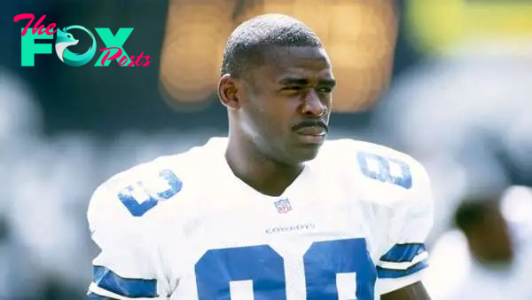 The Dallas Cowboys have had many talented receivers throughout their history. Here’s our list of the best.