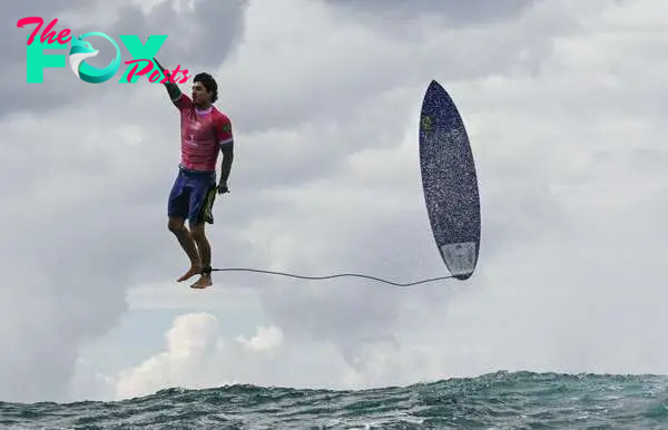 How, where, when was that stunning Gabriel Medina surfing photo taken?