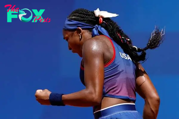 Coco Gauff adds Snoop Dog Olympic pin to her collection