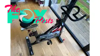 Sunny Health & Fintess SB1002 bike in home