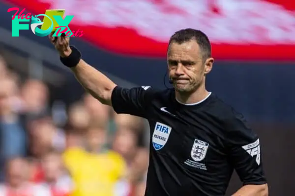 LONDON, ENGLAND - Sunday, August 6, 2023: Arsenal's manager Mikel Arteta is shown a yellow card by referee Stuart Attwell during the FA Community Shield match between Manchester City FC and Arsenal FC at Wembley Stadium. Arsenal won 4-1 on penalties. (Pic by David Rawcliffe/Propaganda)