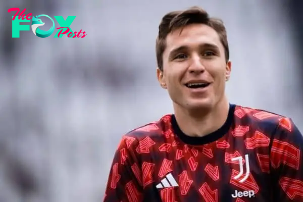 2X68689 Turin, Italy. 12 May 2024. Federico Chiesa of Juventus FC smiles during warm up prior to the Serie A football match Juventus FC and US Salernitana. Credit: Nicolo Campo/Alamy Live News