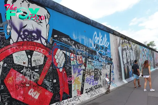 East Side Gallery