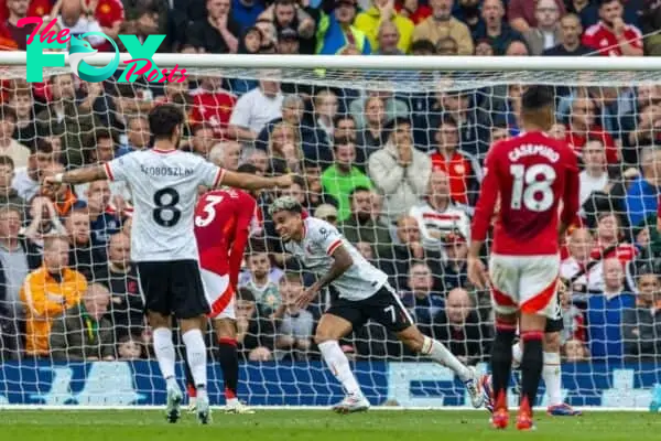 MANCHESTER, ENGLAND - Sunday, September 1, 2024: Liverpool's Luis Díaz celebrates after scoring the second goal during the FA Premier League match between Manchester United FC and Liverpool FC at Old Trafford. (Photo by David Rawcliffe/Propaganda)