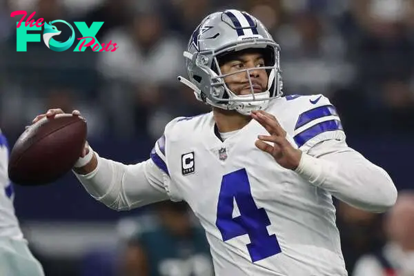 The Dallas Cowboys must decide whether to extend Dak Prescott and pay the price or let him walk in 2025, but there are a lot of factors at play here.