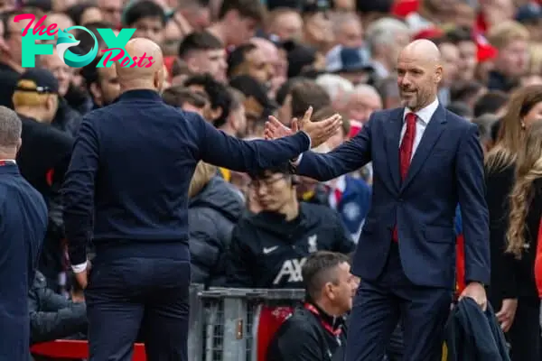 MANCHESTER, ENGLAND - Sunday, September 1, 2024: Manchester United's manager Erik ten Hag (R) shakes hands with Liverpool's head coach Arne Slot during the FA Premier League match between Manchester United FC and Liverpool FC at Old Trafford. (Photo by David Rawcliffe/Propaganda)