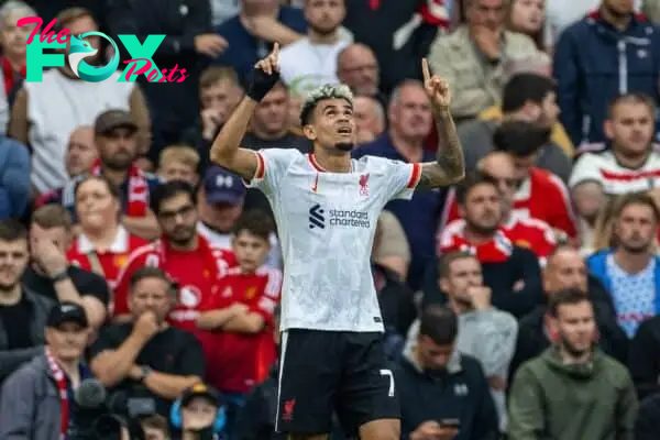 MANCHESTER, ENGLAND - Sunday, September 1, 2024: Liverpool's Luis Díaz celebrates after scoring the second goal during the FA Premier League match between Manchester United FC and Liverpool FC at Old Trafford. (Photo by David Rawcliffe/Propaganda)