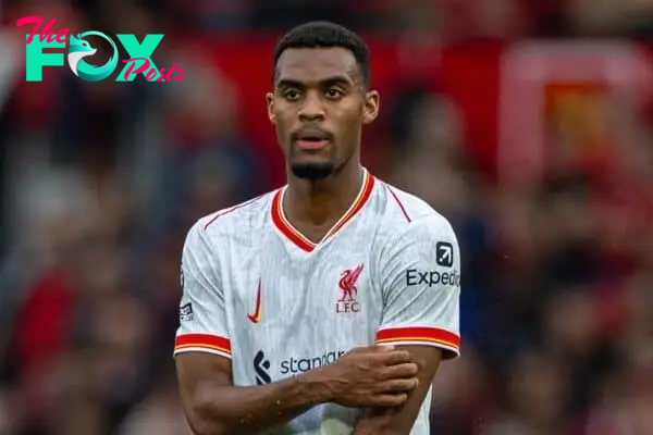 MANCHESTER, ENGLAND - Sunday, September 1, 2024: Liverpool's Ryan Gravenberch during the FA Premier League match between Manchester United FC and Liverpool FC at Old Trafford. Liverpool won 3-0. (Photo by David Rawcliffe/Propaganda)