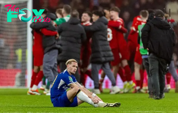 LONDON, ENGLAND - Sunday, February 25, 2024: Chelsea's Mykhailo Mudryk looks dejected at the final whistle during the Football League Cup Final match between Chelsea FC and Liverpool FC at Wembley Stadium. Liverpool won 1-0 after extra-time. (Photo by David Rawcliffe/Propaganda)