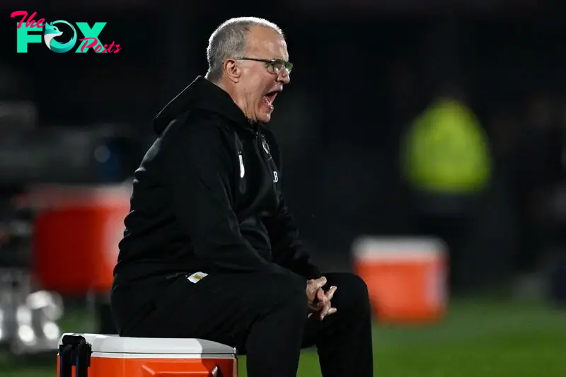 Uruguay's Argentine coach Marcelo Bielsa gives instructions to his players during the 2026 FIFA World Cup South American qualifiers football match between Uruguay and Paraguay at the Centenario stadium in Montevideo, on September 6, 2024. (Photo by Eitan ABRAMOVICH / AFP)