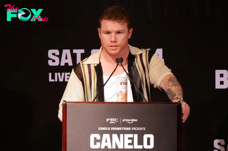 BEVERLY HILLS, CALIFORNIA - AUGUST 06: Canelo Alvarez speaks during a press conference to promote the September 14th fight between Alvarez and Edgar Berlanga at The Beverly Hills Hotel � Crystal Ballroom on August 06, 2024 in Beverly Hills, California.   Kaelin Mendez/Getty Images/AFP (Photo by Kaelin Mendez / GETTY IMAGES NORTH AMERICA / Getty Images via AFP)