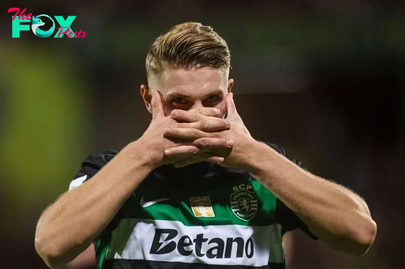 Arouca (Portugal), 13/09/2024.- Viktor Gyokeres of Sporting celebrates scoring the 0-2 goal during the Portuguese First League soccer match between Arouca and Sporting CP, in Arouca, Portugal, 13 September 2024. EFE/EPA/PAULO NOVAIS
