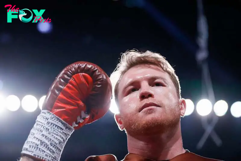 The Mexican star defeated Edgar Berlanga by unanimous decision in Las Vegas, defending his WBC, WBO, WBA and The Ring super middleweight titles.