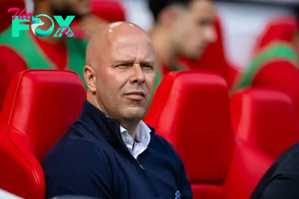 LIVERPOOL, ENGLAND - Saturday, September 14, 2024: Liverpool's head coach Arne Slot during the FA Premier League match between Liverpool FC and Nottingham Forest FC at Anfield. (Photo by David Rawcliffe/Propaganda)