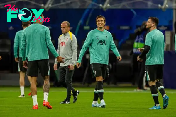 MILAN, ITALY - Tuesday, September 17, 2024: Liverpool's Federico Chiesa during the pre-match warm-up before the UEFA Champions League game between AC Milan and Liverpool FC at the Stadio San Siro. (Pic by David Rawcliffe/Propaganda)