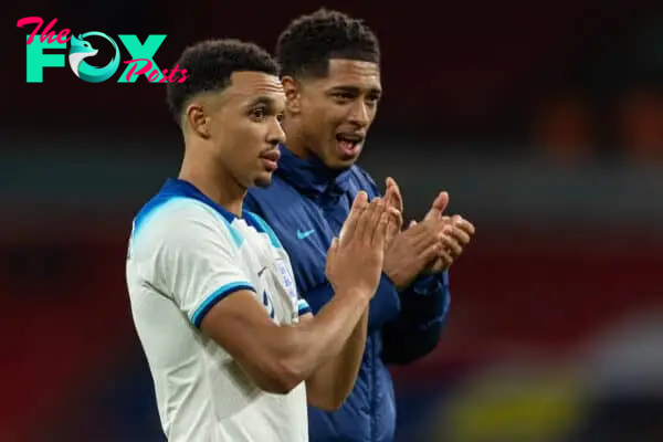 LONDON, ENGLAND - Friday, October 13, 2023: England's Trent Alexander-Arnold (L) and Jude Bellingham applauds the supporters after an International Friendly match between England and Australia at Wembley Stadium. England won 1-0. (Photo by David Rawcliffe/Propaganda)