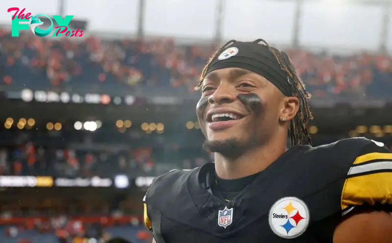 DENVER, COLORADO - SEPTEMBER 15: Quarterback Justin Fields #2 of the Pittsburgh Steelers looks on after beating the Denver Broncos 13-6 at Empower Field At Mile High on September 15, 2024 in Denver, Colorado.   Justin Edmonds/Getty Images/AFP (Photo by Justin Edmonds / GETTY IMAGES NORTH AMERICA / Getty Images via AFP)