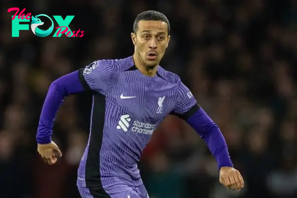 LONDON, ENGLAND - Sunday, February 4, 2024: Liverpool's Thiago Alcântara during the FA Premier League match between Arsenal FC and Liverpool FC at the Emirates Stadium. (Photo by David Rawcliffe/Propaganda)