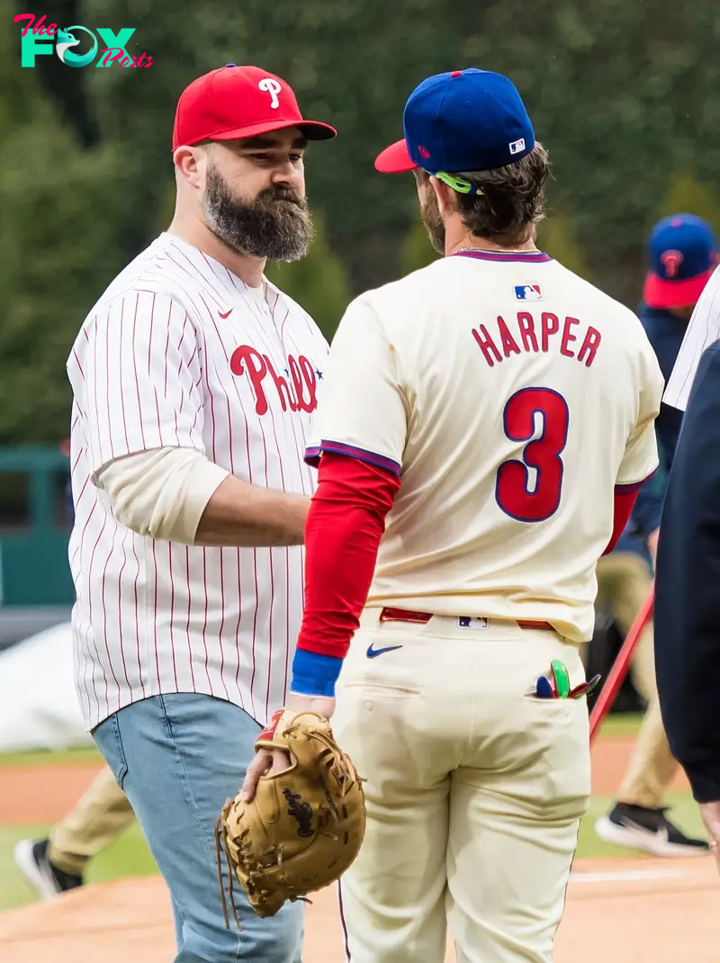 Kelce caught up with Phillies star first basemen Bryce Harper