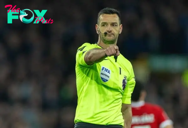 LIVERPOOL, ENGLAND - Wednesday, April 24, 2024: Referee Andrew Madley during the FA Premier League match between Everton FC and Liverpool FC, the 244th Merseyside Derby, at Goodison Park. Everton won 2-0. (Photo by David Rawcliffe/Propaganda)