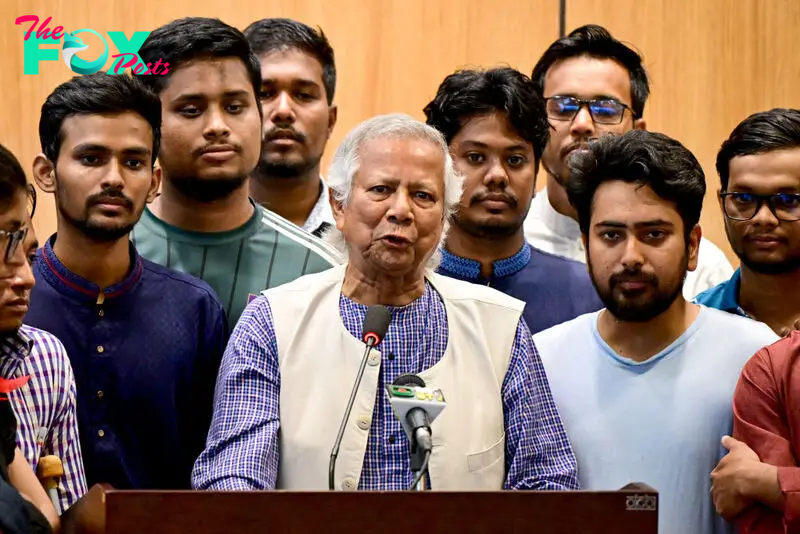 TOPSHOT-BANGLADESH-POLITICS-UNREST-YUNUS