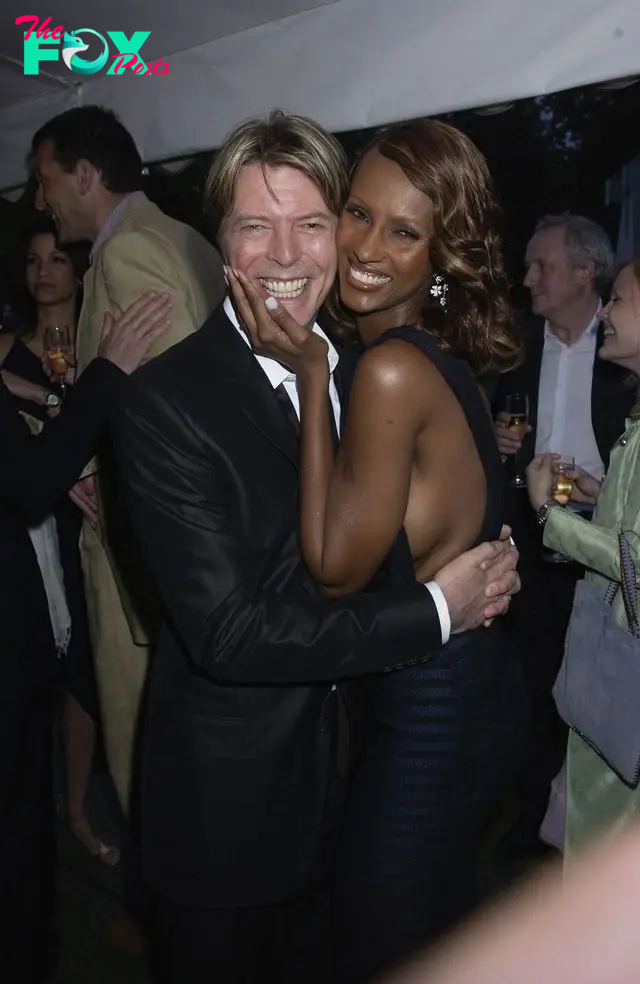 David Bowie and his wife Iman on July 10, 2002 | Source: Getty Images