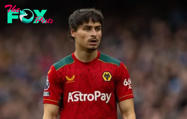 MANCHESTER, ENGLAND - Saturday, May 4, 2024: Wolverhampton Wanderers' Hugo Bueno during the FA Premier League match between Manchester City FC and Wolverhampton Wanderers FC at the City of Manchester Stadium. (Photo by David Rawcliffe/Propaganda)