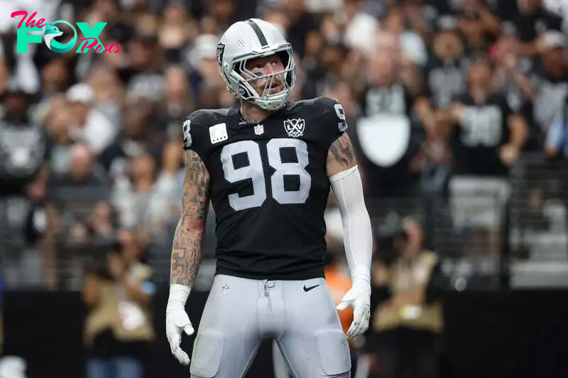 LAS VEGAS, NEVADA - SEPTEMBER 22: Maxx Crosby #98 of the Las Vegas Raiders looks on during the second quarter against the Carolina Panthers at Allegiant Stadium on September 22, 2024 in Las Vegas, Nevada.   Ian Maule/Getty Images/AFP (Photo by Ian Maule / GETTY IMAGES NORTH AMERICA / Getty Images via AFP)