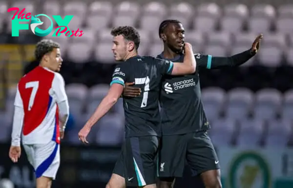 LONDON, ENGLAND - Friday, September 27, 2024: Liverpool's Amara Nallo (R) celebrates with team-mate captain Tom Hill after scoring the first goal during the Premier League 2 Division 1 match between Arsenal FC Under-21's and Liverpool FC Under-21's at Meadow Park. (Photo by David Rawcliffe/Propaganda)