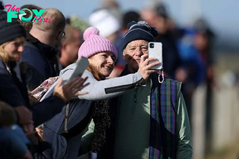 The famous American actor is enjoying golf at the Scottish tournament, Alfred Dunhill, held in the coastal city of St Andrews.